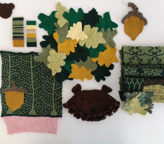 What will we see in the woods today? - Bear knit samples
